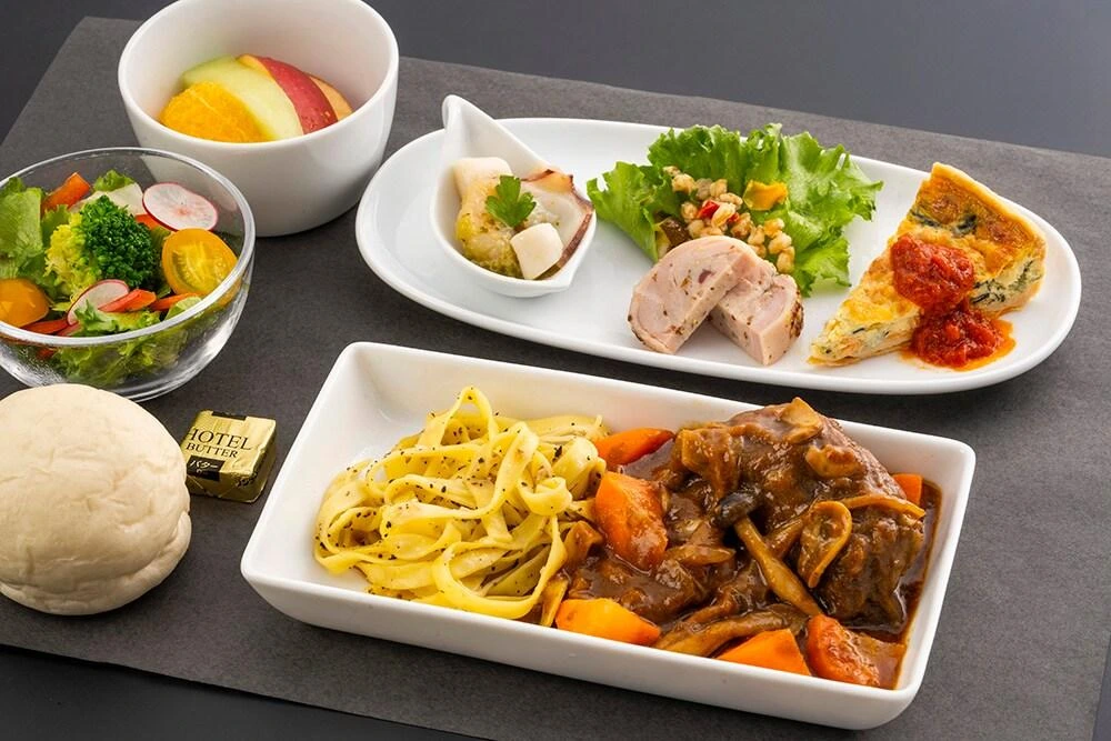 United Airlines Meal Service Tier